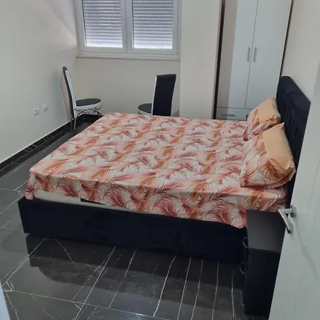 King And Full Service Appartement *